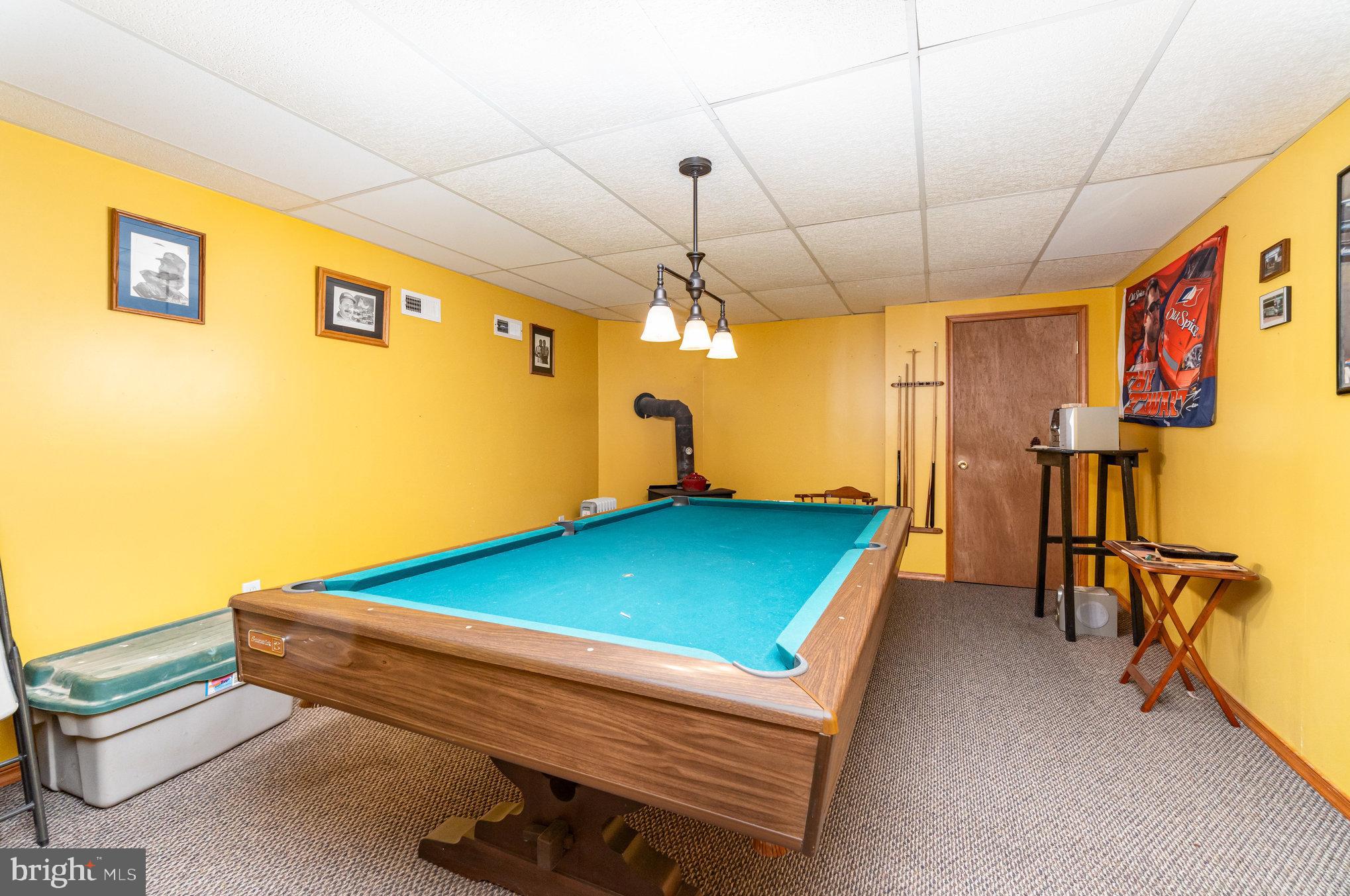 735 HUNT MEADOW DRIVE