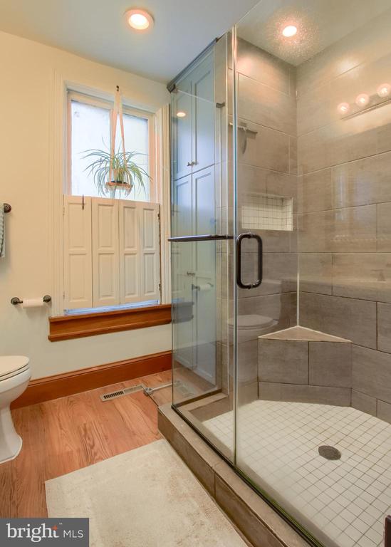 100 CONOY STREET