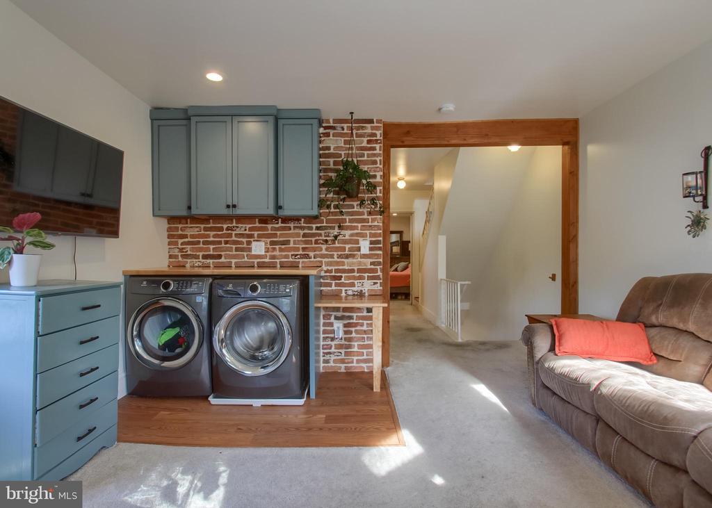 100 CONOY STREET