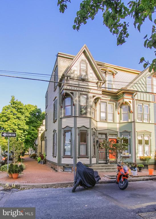100 CONOY STREET