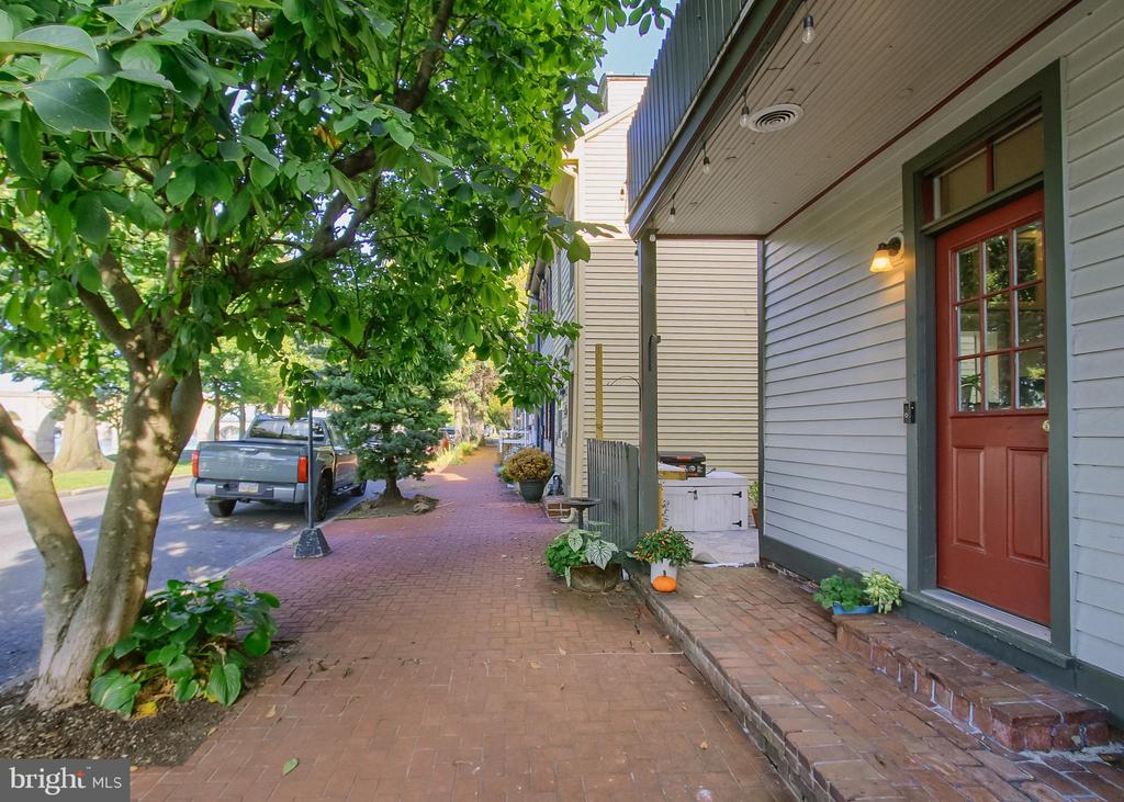 100 CONOY STREET