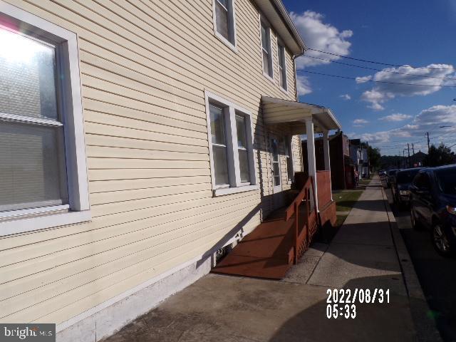 166 ANN STREET