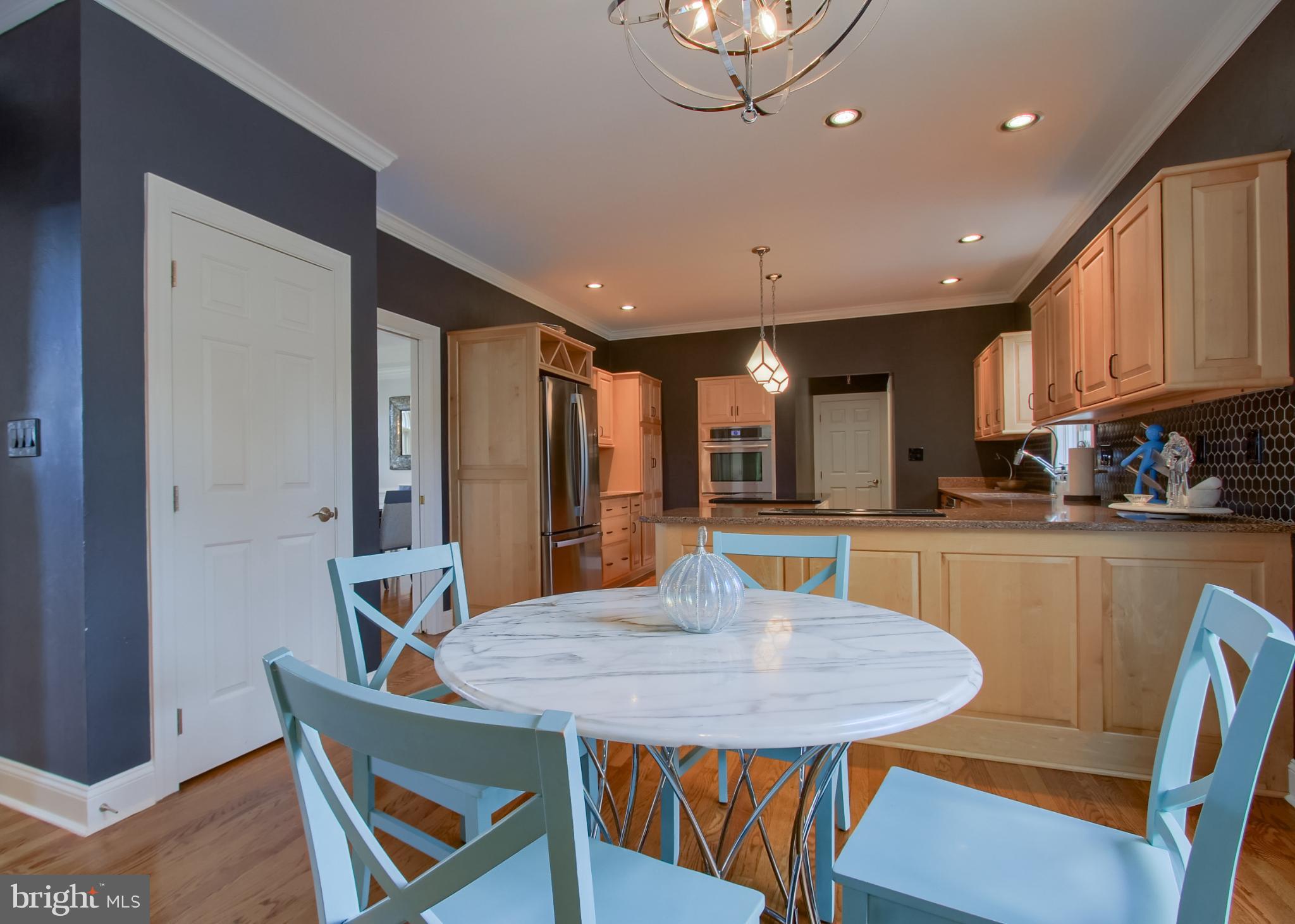 2302 SCARSBOROUGH DRIVE