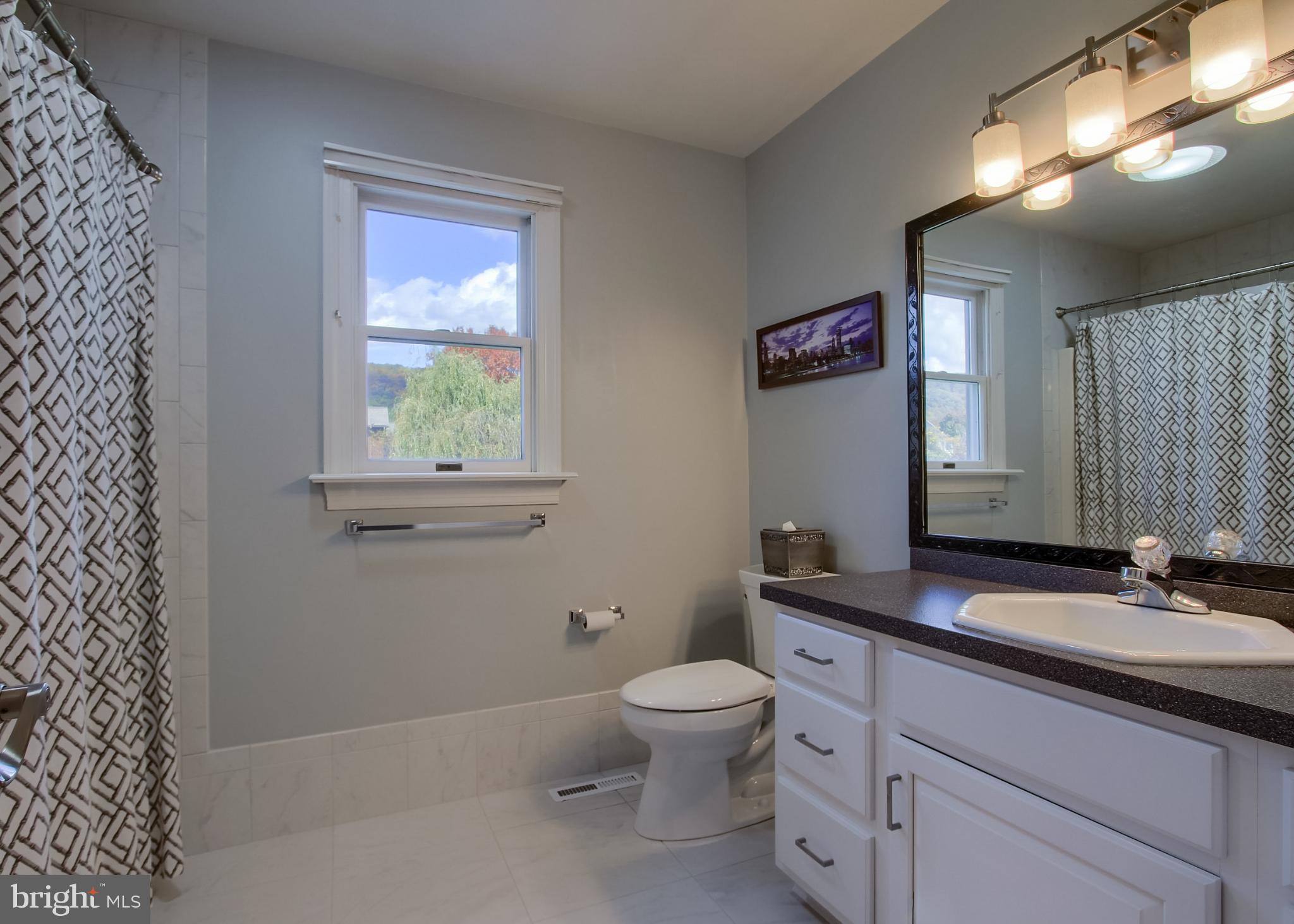 2302 SCARSBOROUGH DRIVE