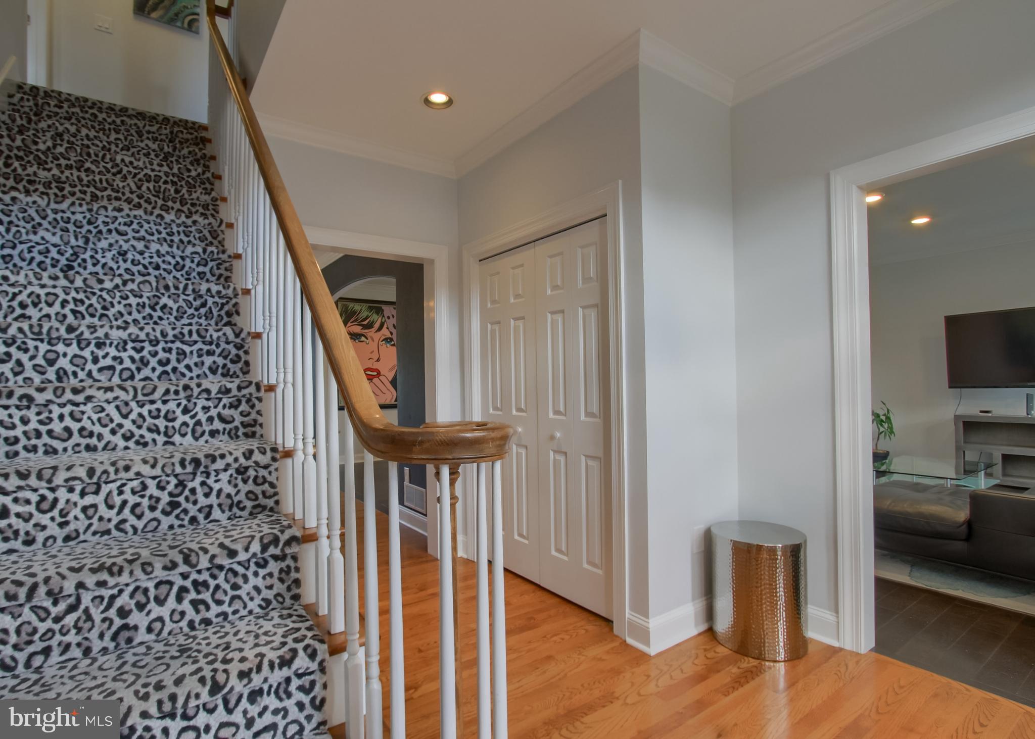 2302 SCARSBOROUGH DRIVE