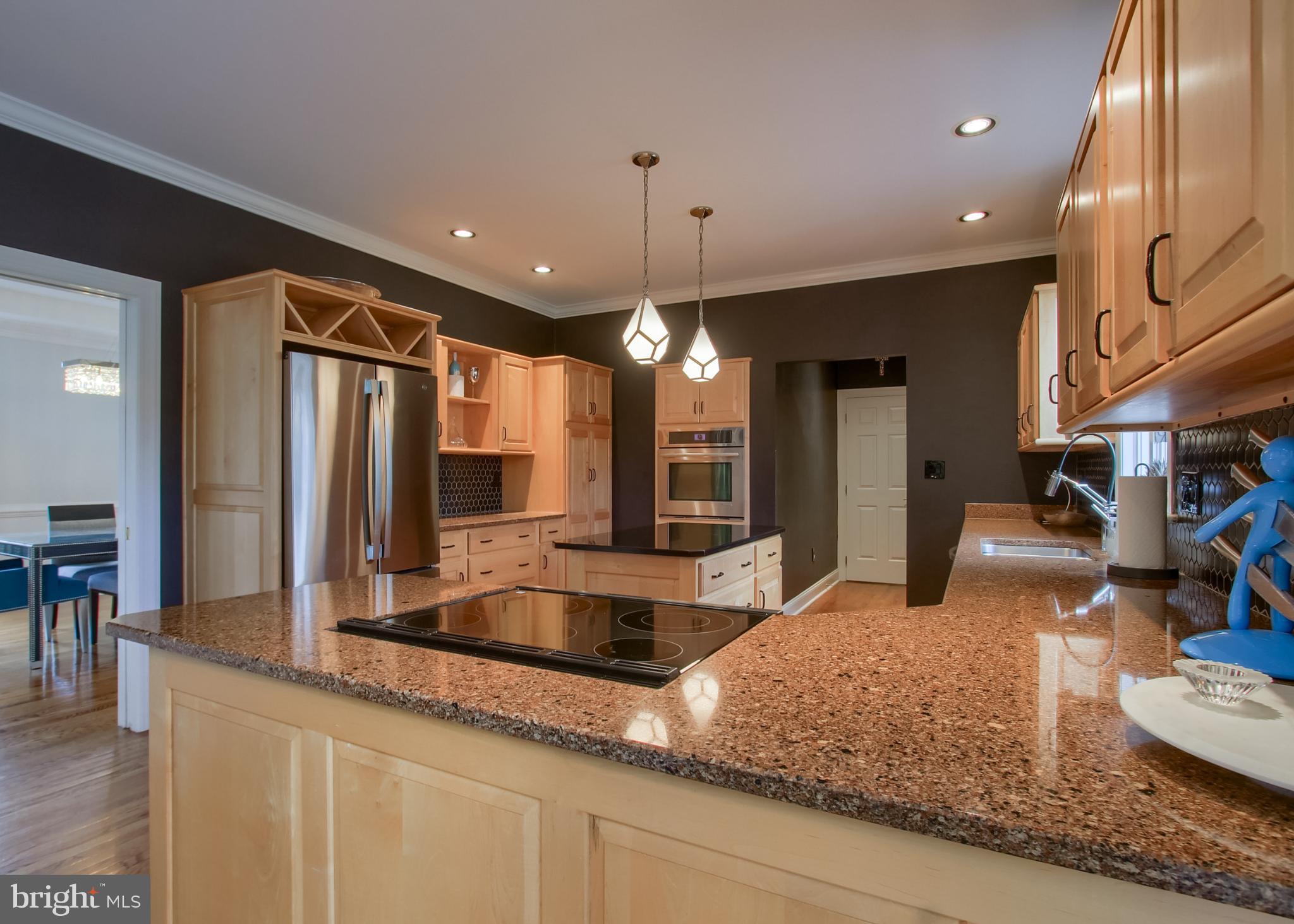 2302 SCARSBOROUGH DRIVE