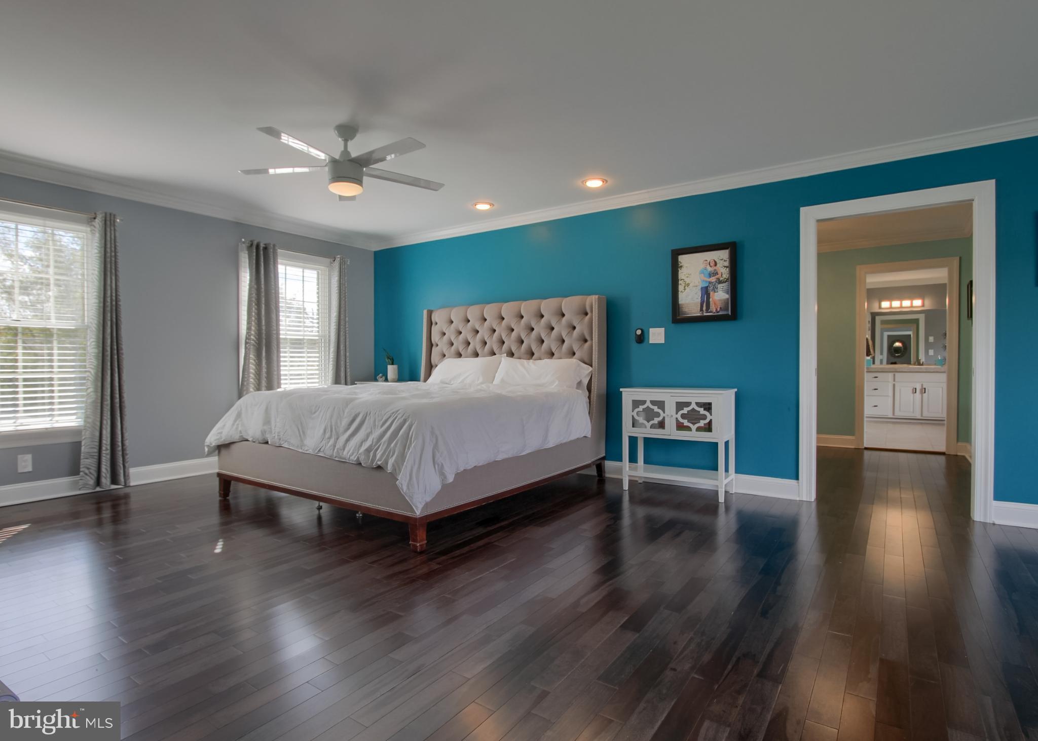 2302 SCARSBOROUGH DRIVE