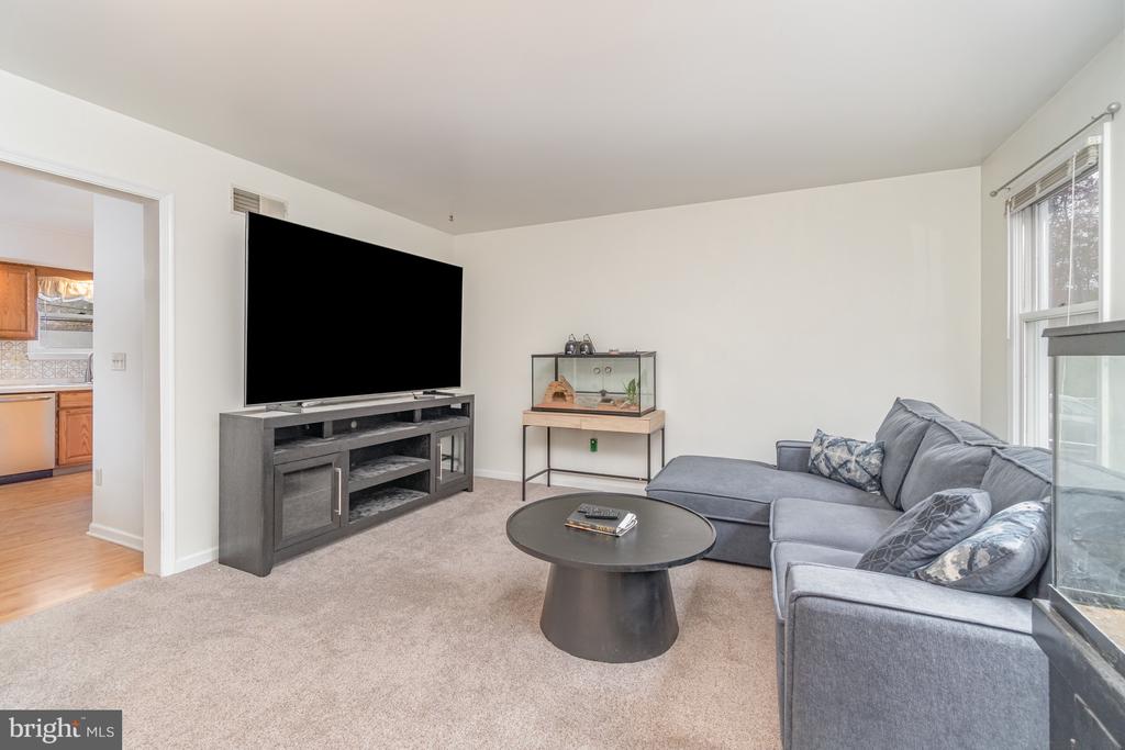 6344 DARLINGTON DRIVE