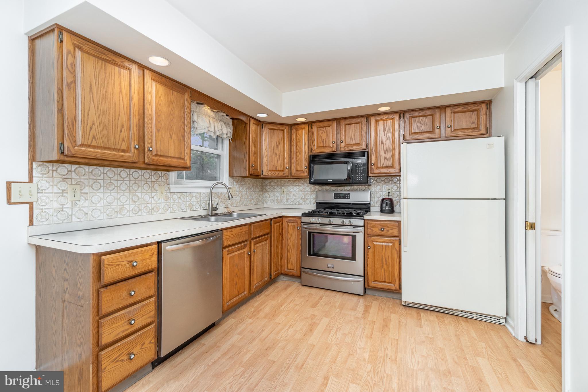 6344 DARLINGTON DRIVE