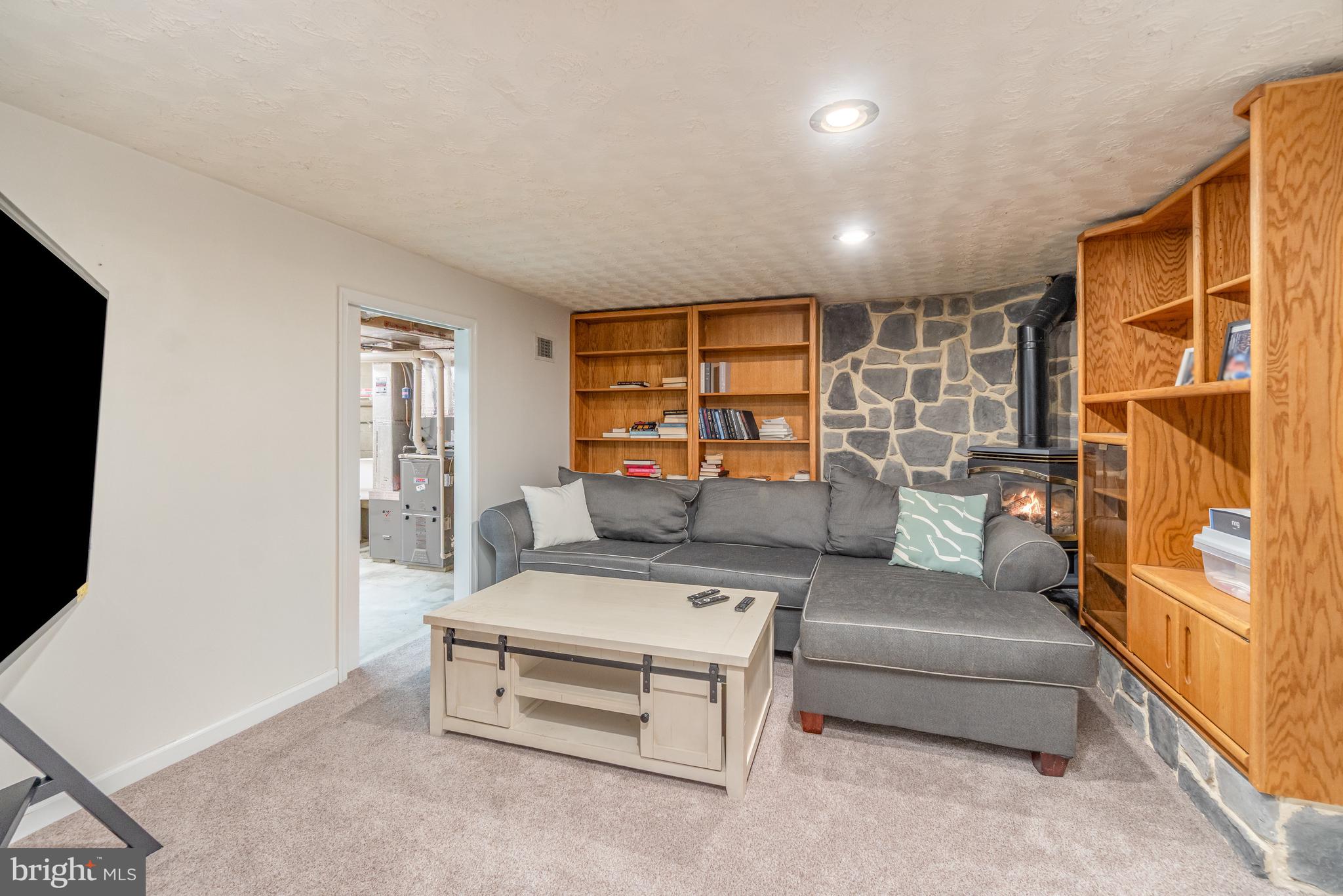 6344 DARLINGTON DRIVE