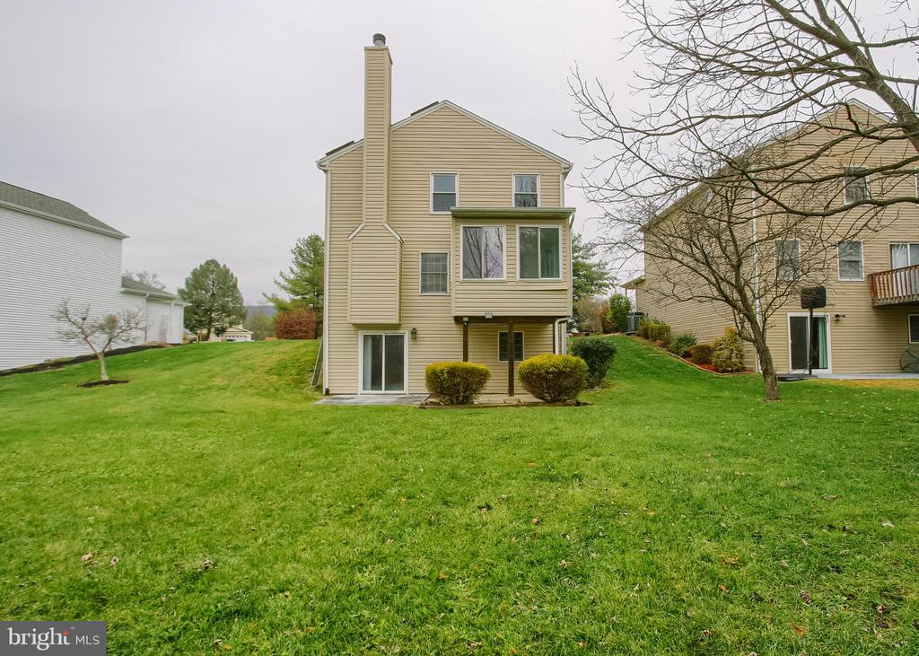 6065 REGENT DRIVE