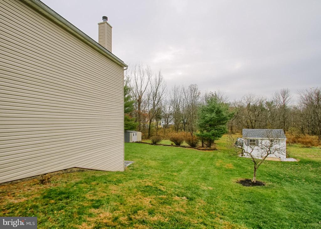 6065 REGENT DRIVE
