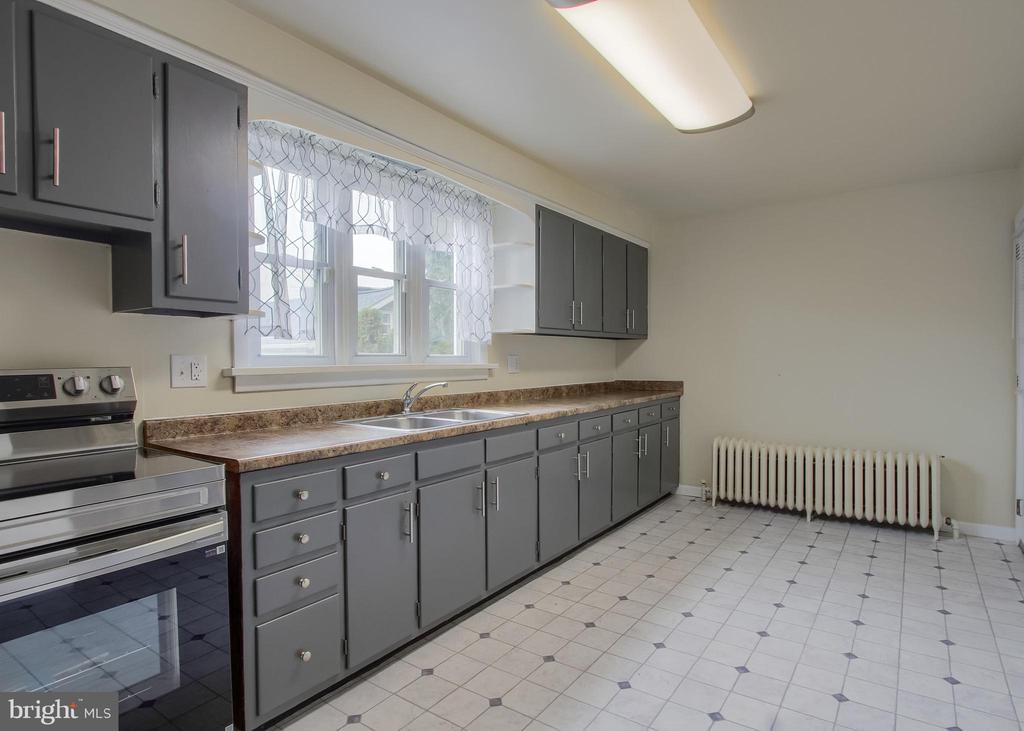 342 S 3RD STREET