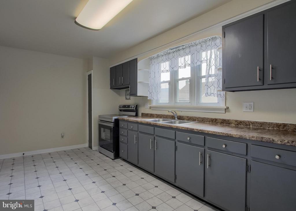 342 S 3RD STREET