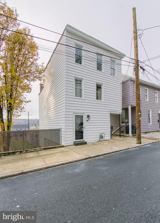 342 S 3RD STREET