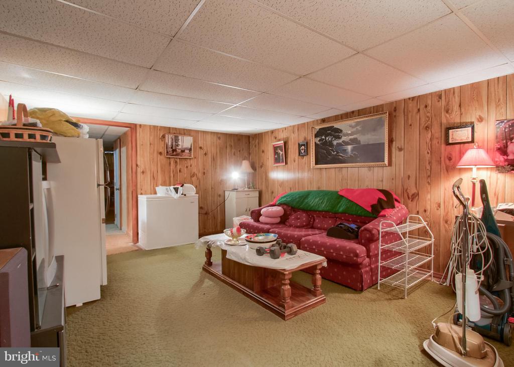 1075 PRINCESS DRIVE