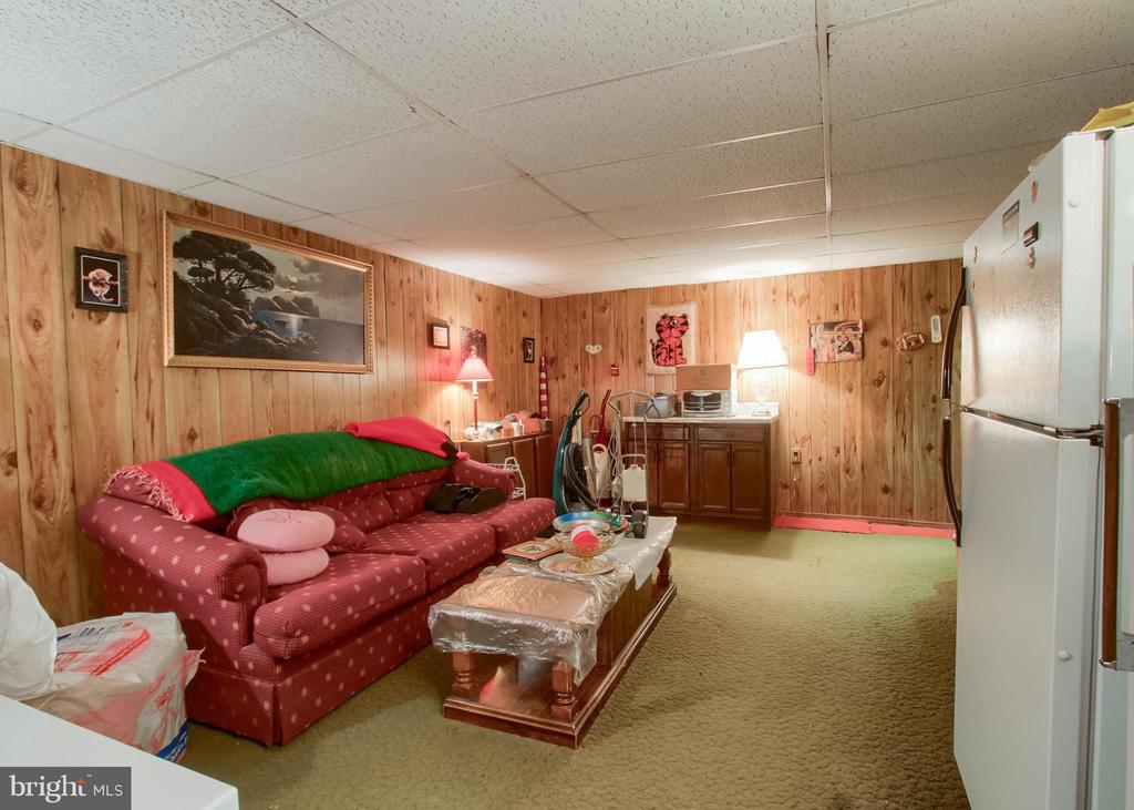 1075 PRINCESS DRIVE