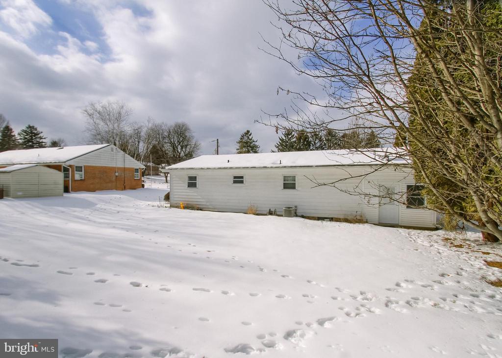 1075 PRINCESS DRIVE