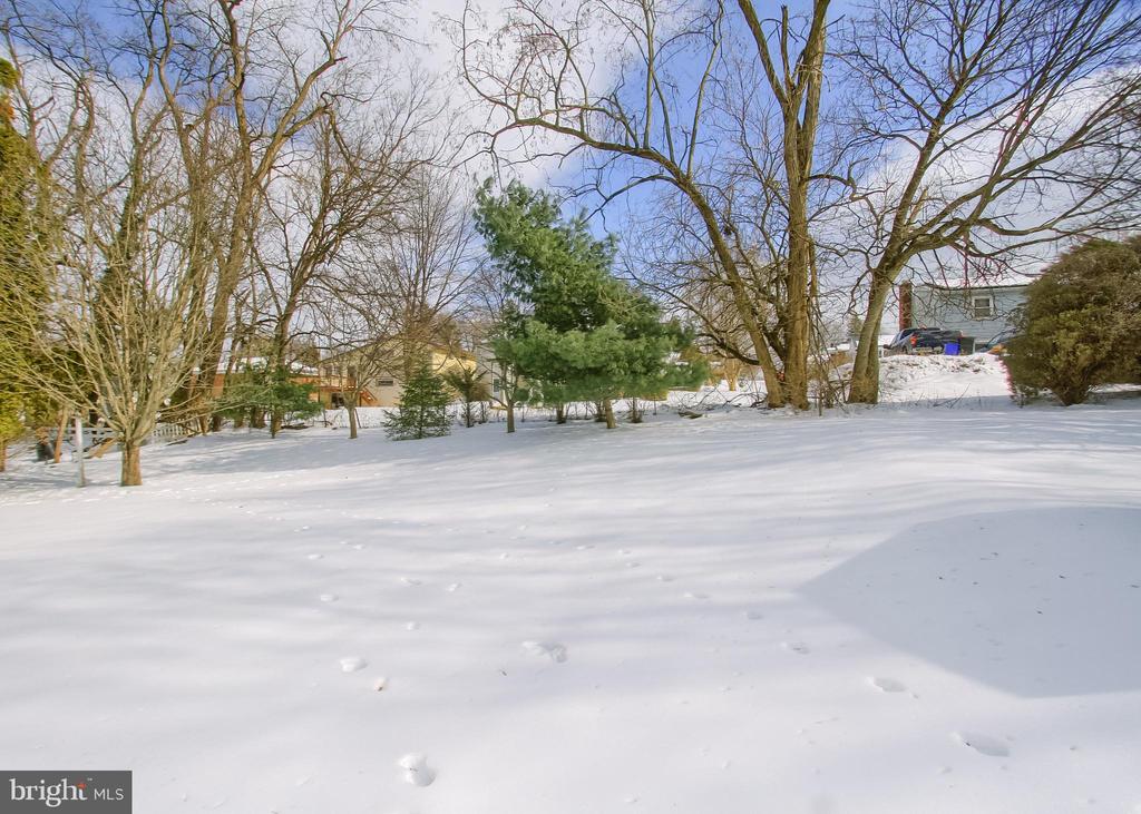 1075 PRINCESS DRIVE
