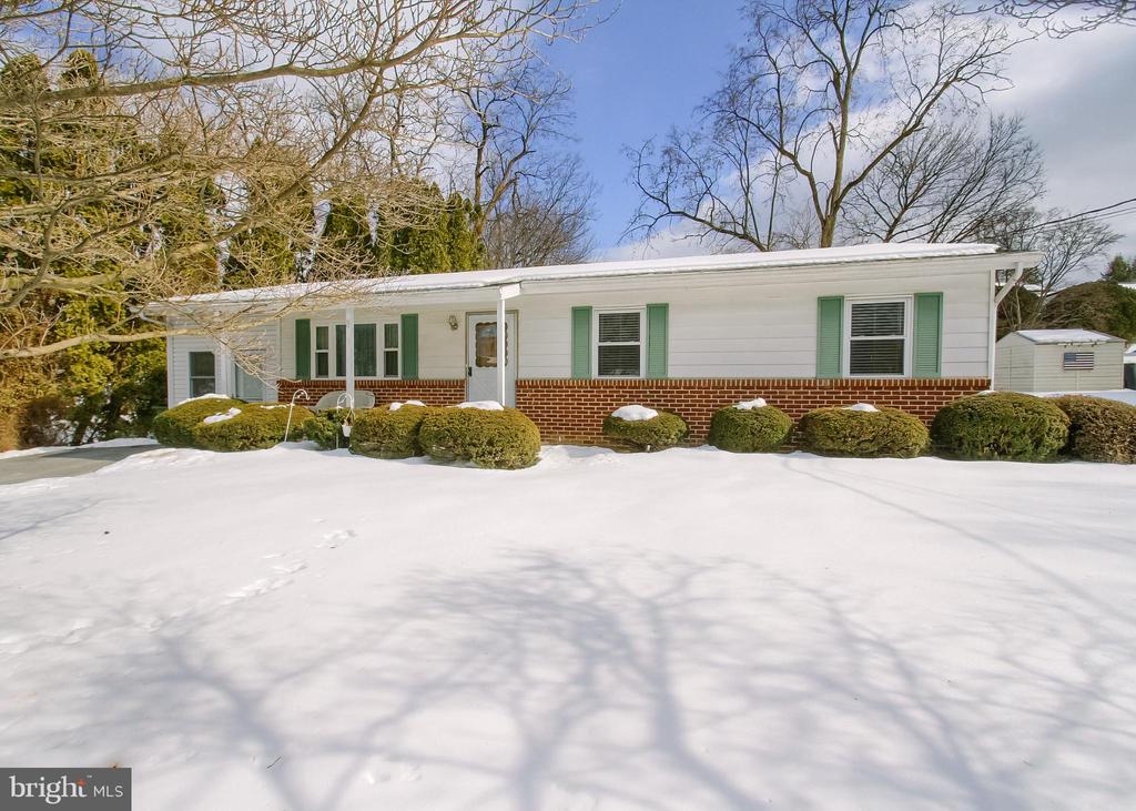 1075 PRINCESS DRIVE