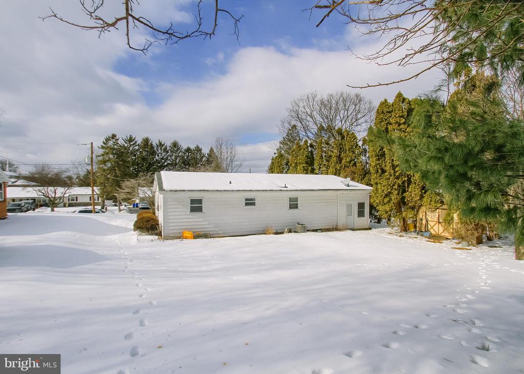 1075 PRINCESS DRIVE