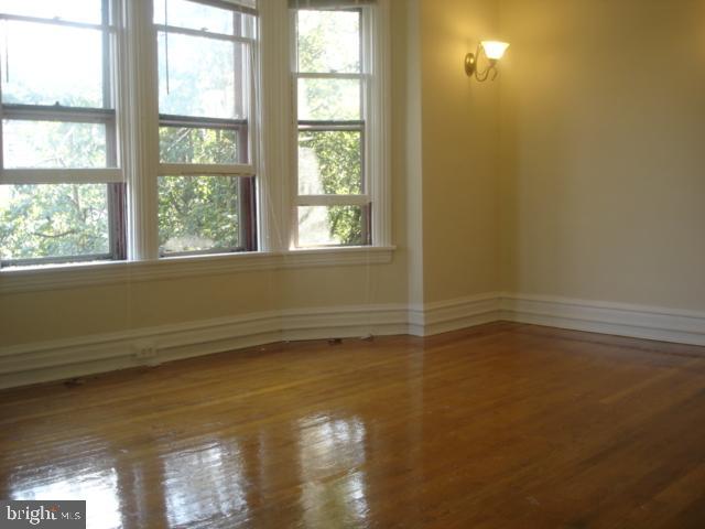 206 KELKER STREET