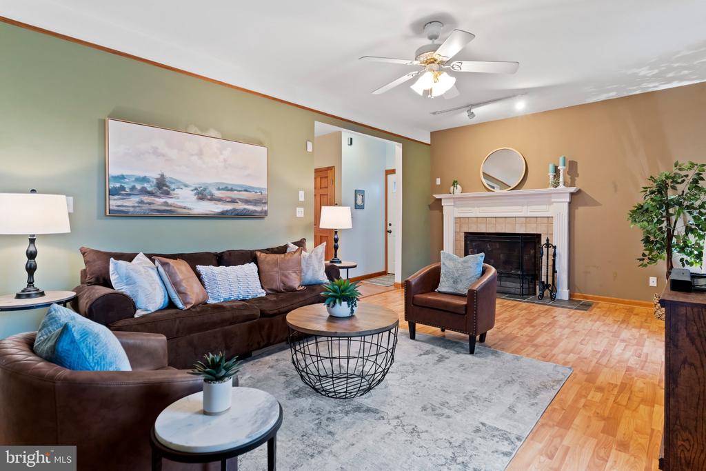 872 WALTONVILLE ROAD