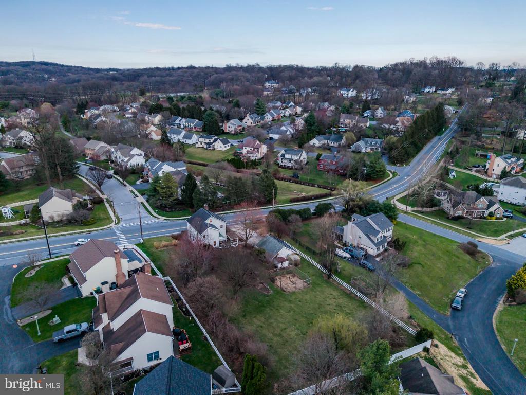 872 WALTONVILLE ROAD