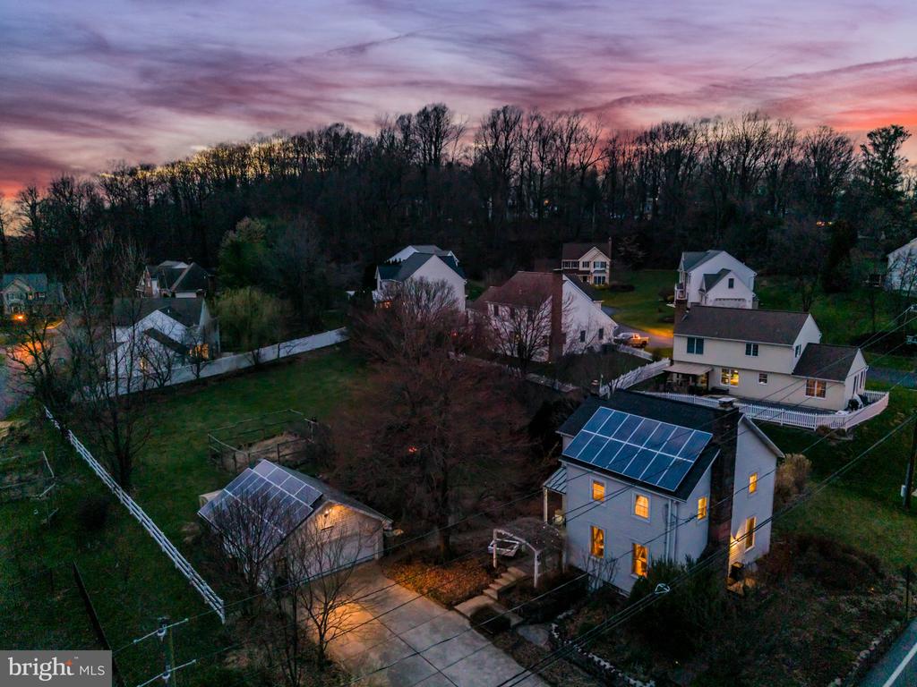 872 WALTONVILLE ROAD