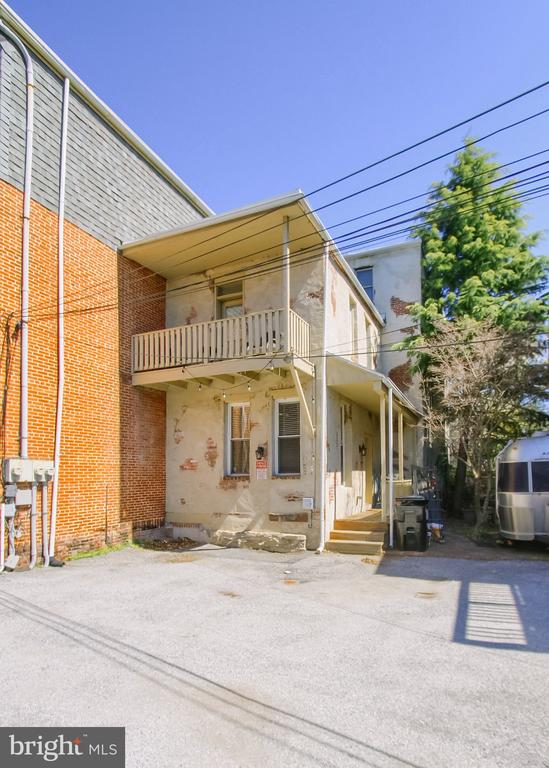 1730 GREEN STREET