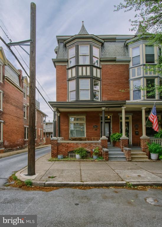 1926 GREEN STREET