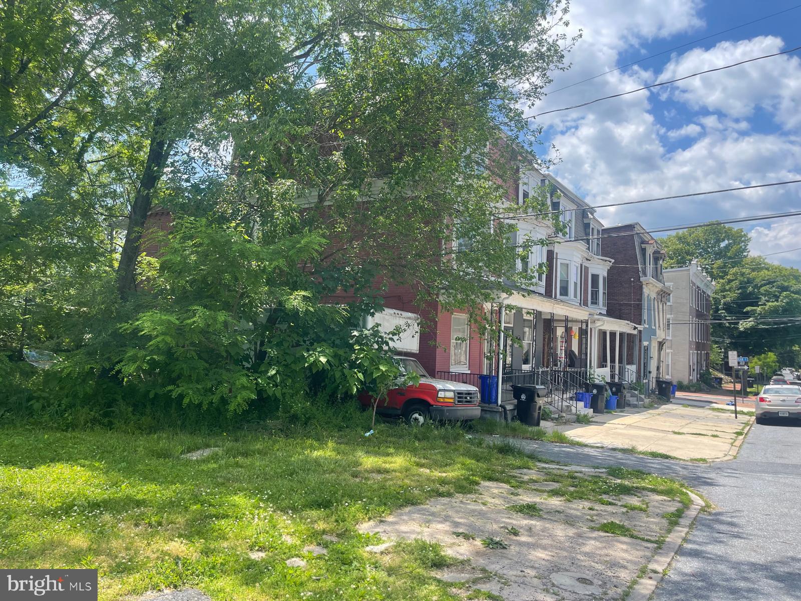 333 PEFFER STREET