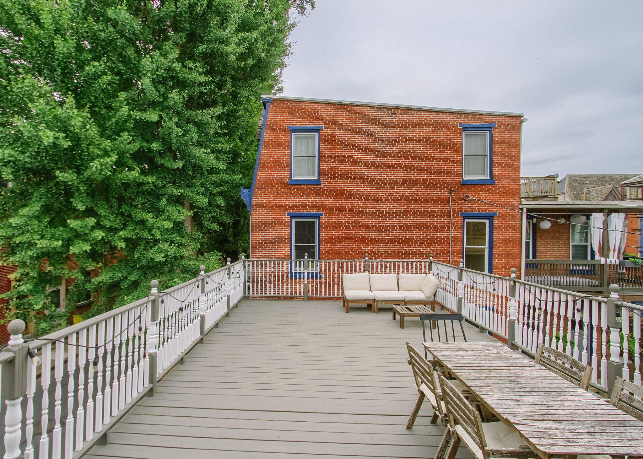 205 HARRIS STREET