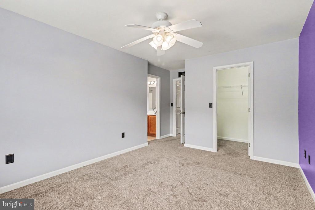 203 SILVER LEAF RDG RIDGE