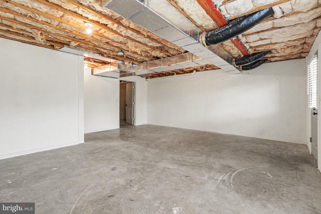 203 SILVER LEAF RDG RIDGE