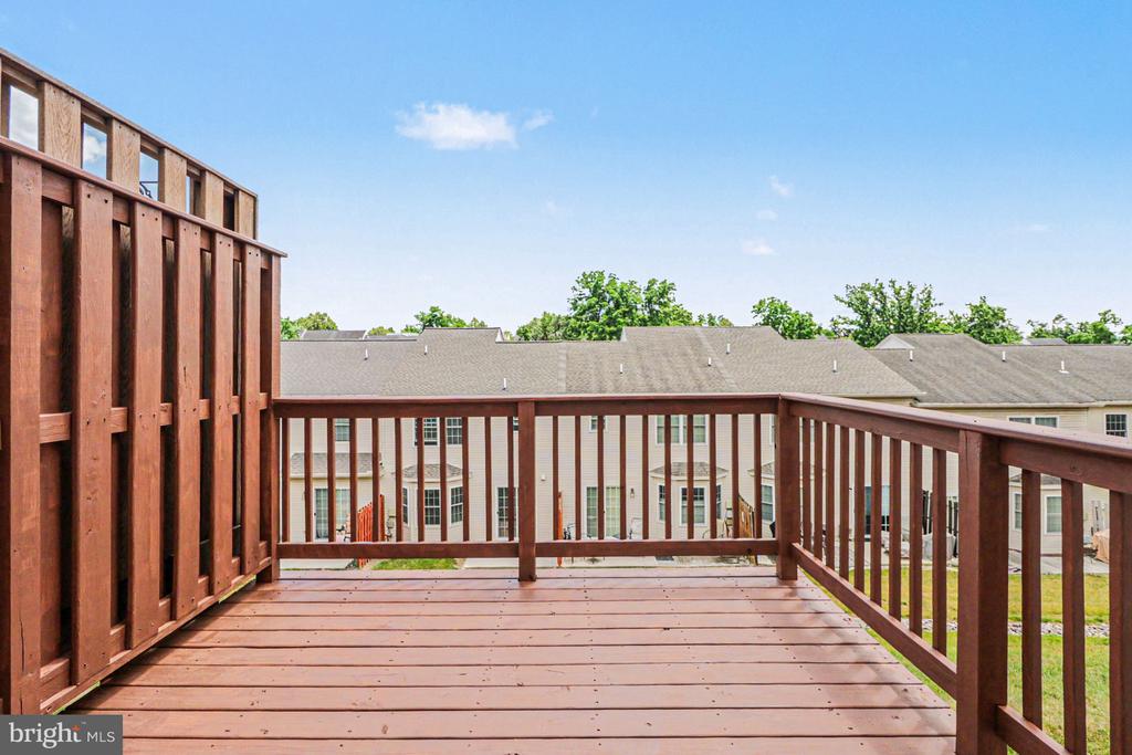 203 SILVER LEAF RDG RIDGE