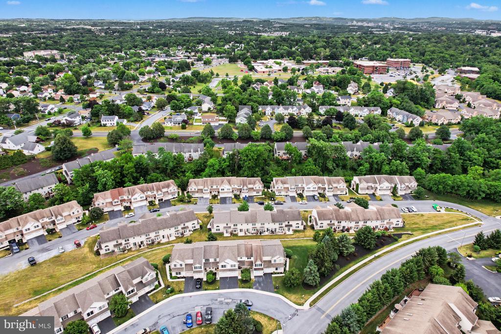203 SILVER LEAF RDG RIDGE