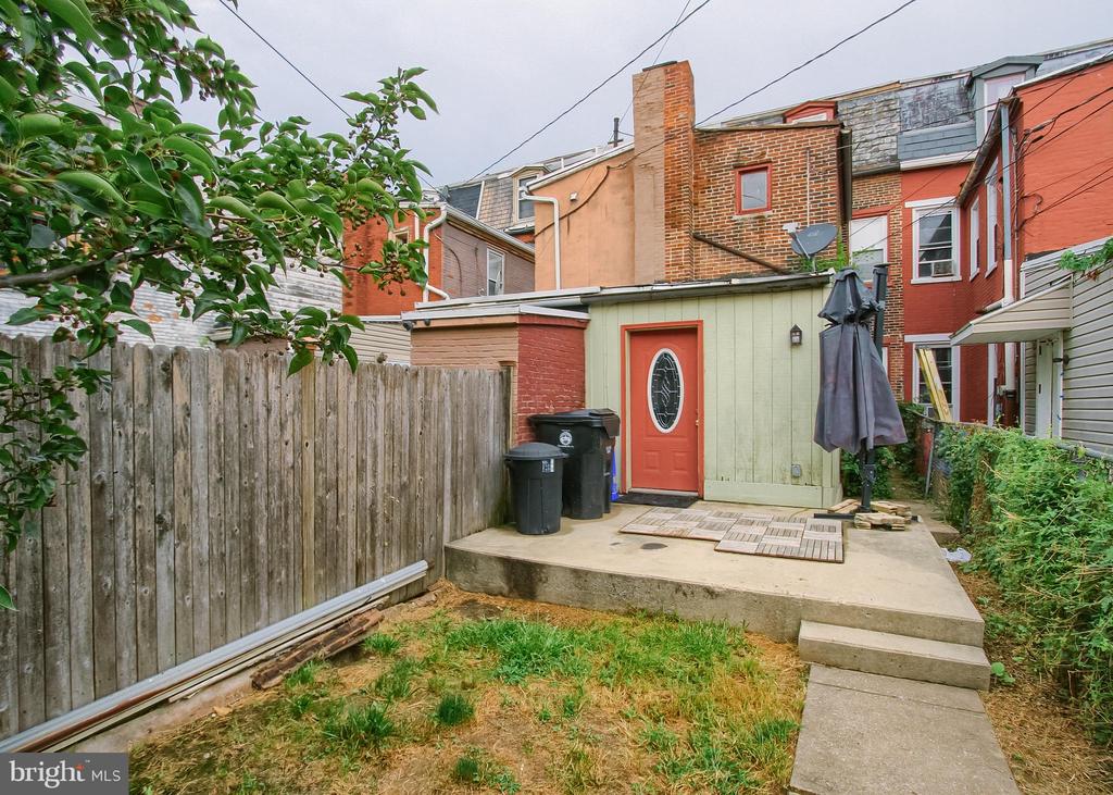 411 HERR STREET