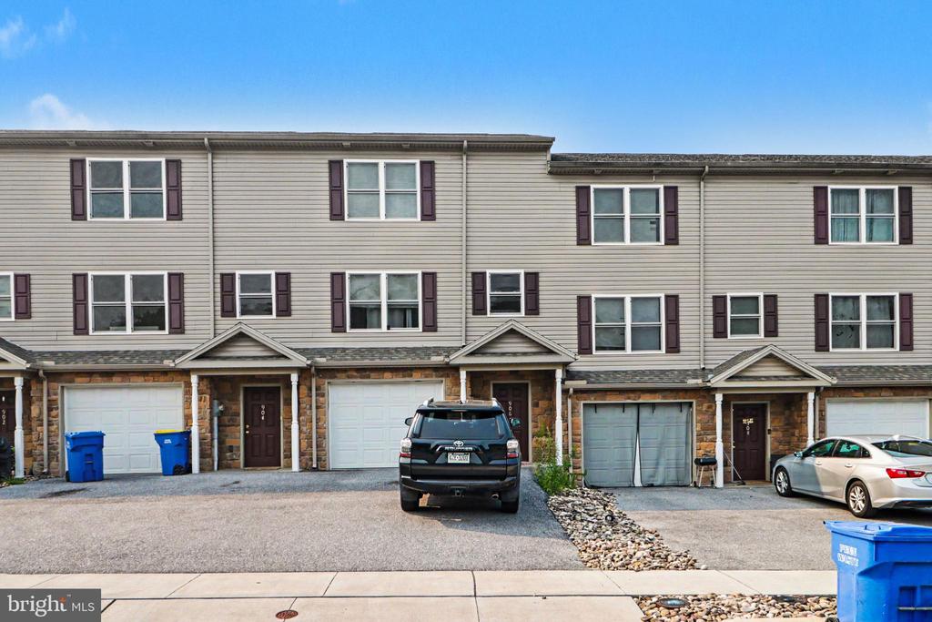 804 S 82ND STREET