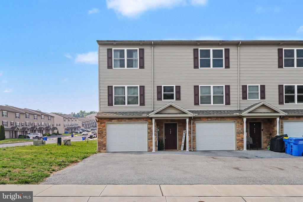 804 S 82ND STREET