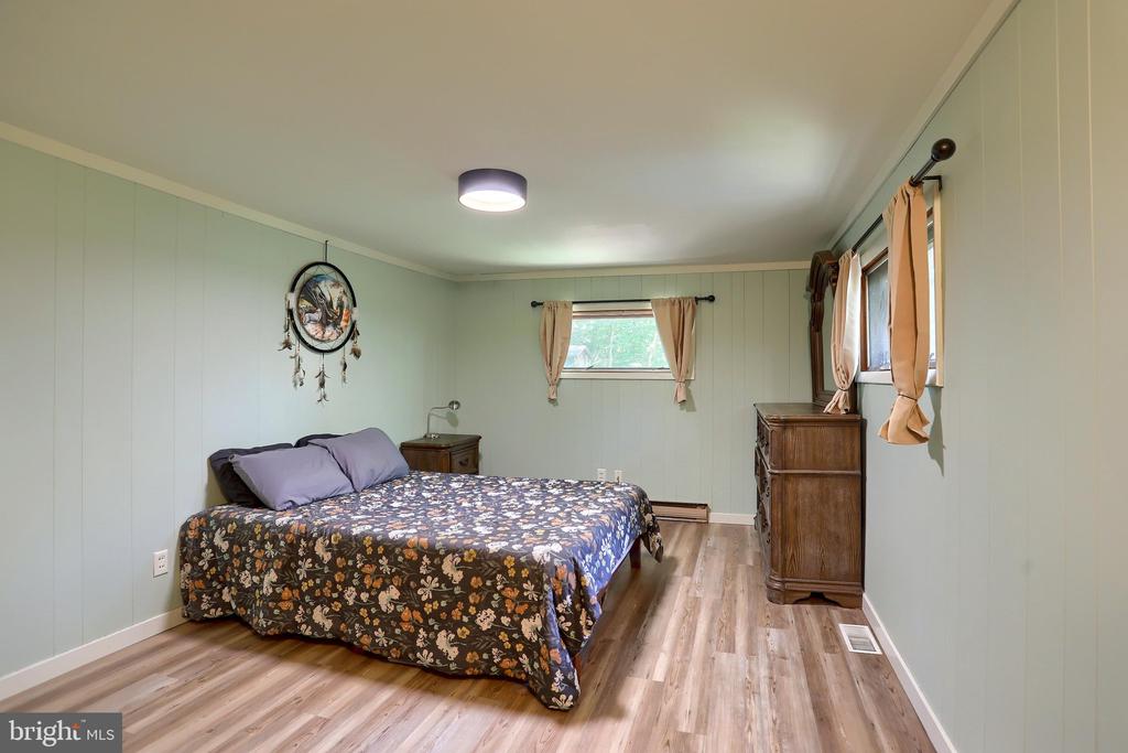 411 SPEECE LANE