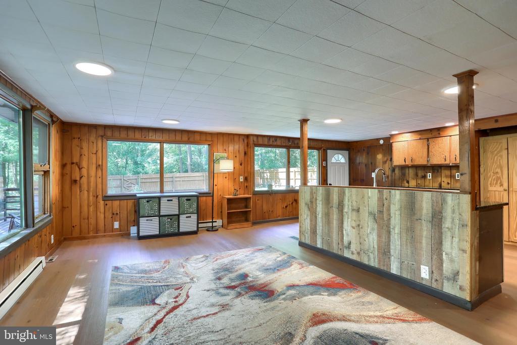 411 SPEECE LANE