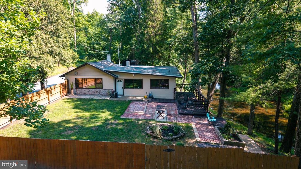 411 SPEECE LANE