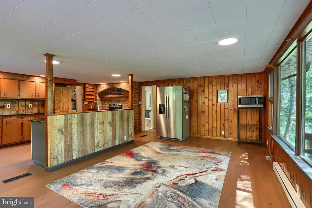 411 SPEECE LANE