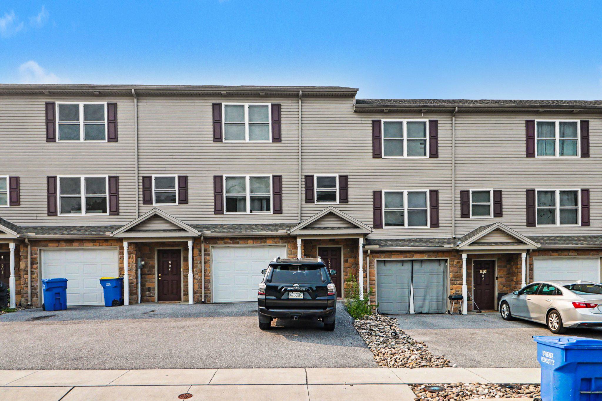 804 S 82ND STREET