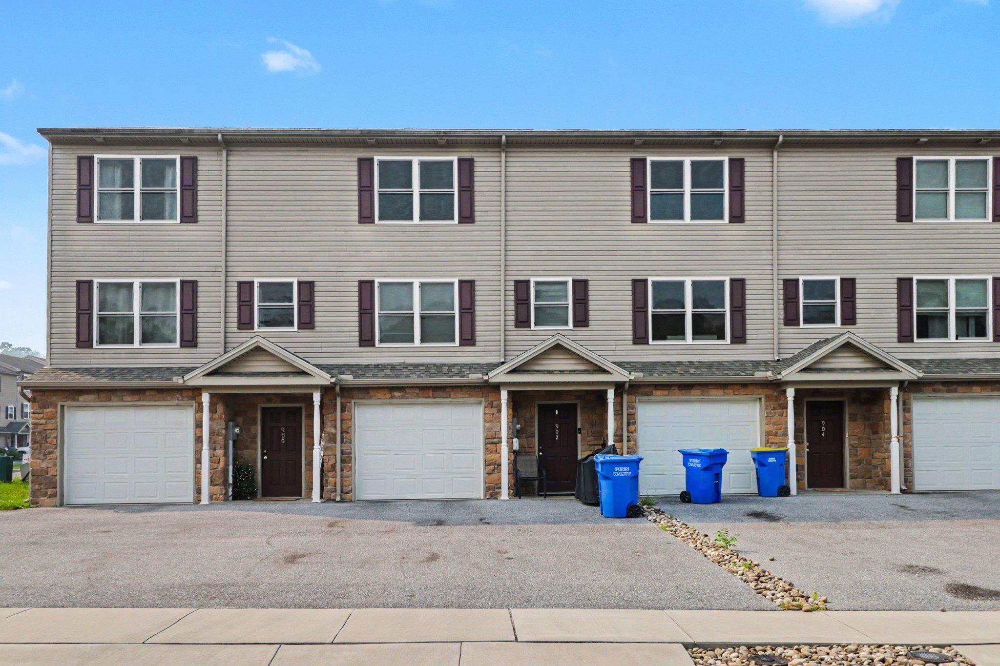 804 S 82ND STREET