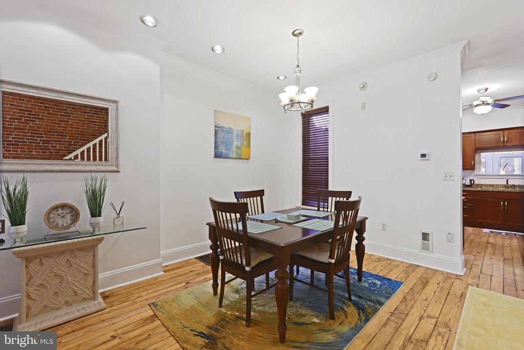 1511 PENN STREET