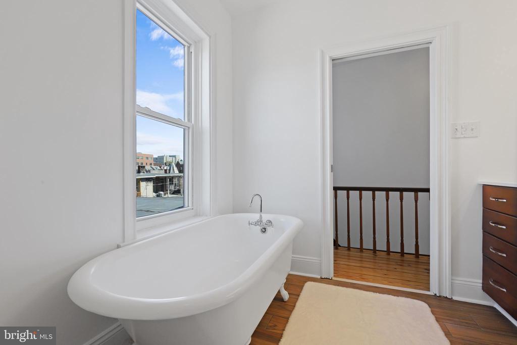 1511 PENN STREET