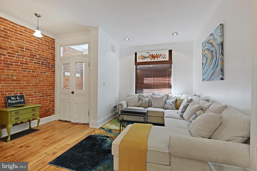 1511 PENN STREET
