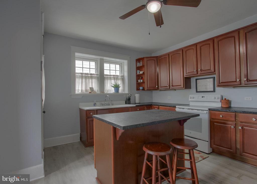 2821 N 2ND STREET